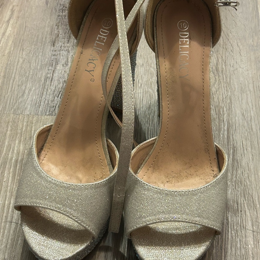Delicacy Women's Sparkling Heels - Silver